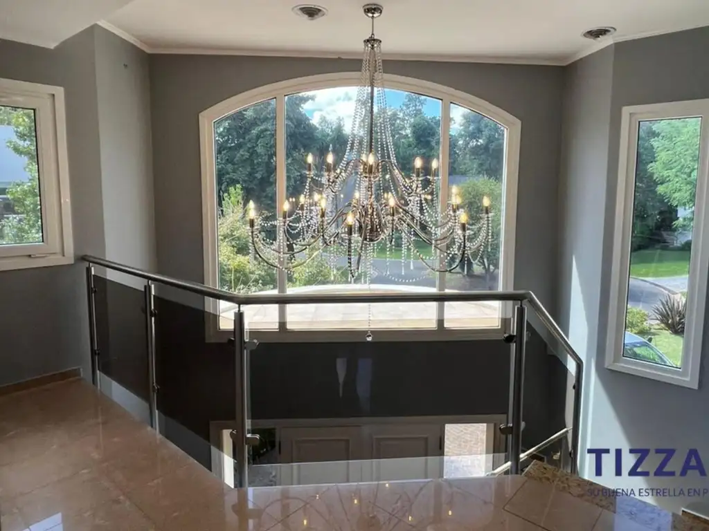 Casa en Venta con cochera