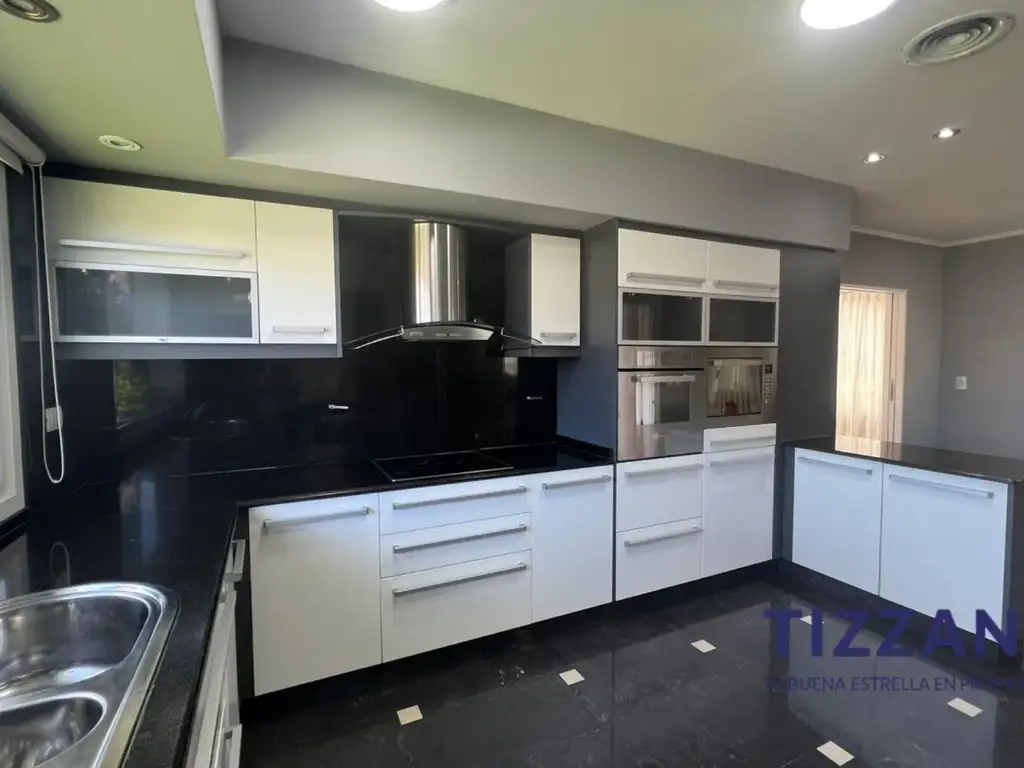 Casa en Venta - Fincas de Iraola I