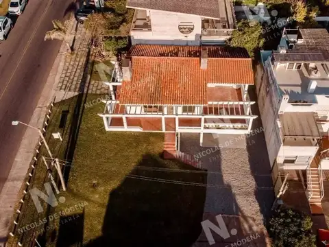 Local en Venta en La Barra, USD 940.000