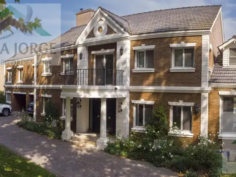 Casa en Venta de 4 dormitorios