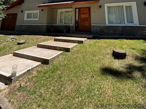 Alquiler temporal | casa | pinamar | 6 ambientes | parque y parrilla