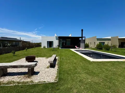 Casa a la venta en Country Club Manuel Belgrano