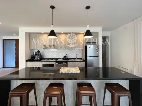Casa 5 ambientes con 3 baños