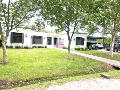 Casa en EL GOLF, Estancias del Pilar 100