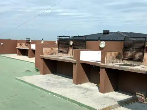 Venta departamento 2 amb con cochera en el centro de Merlo