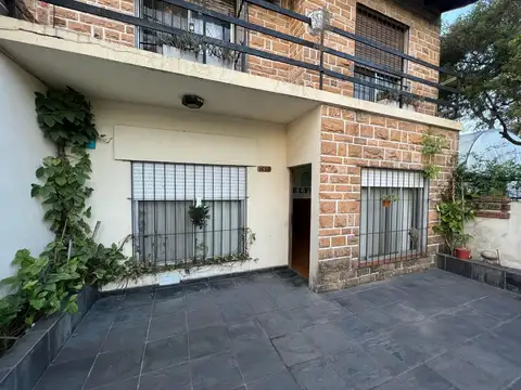 Venta de Casa 4 Ambientes en Villa de Mayo