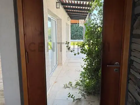 Casa en Venta en Ingeniero Maschwitz, USD 243.000