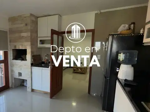 VENDO. Departamento en venta con local comercial incluido.