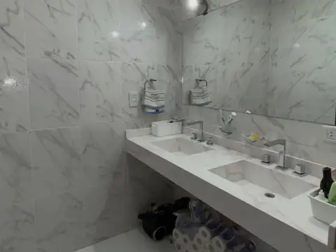 Sara Neira Y Concejal Veiga