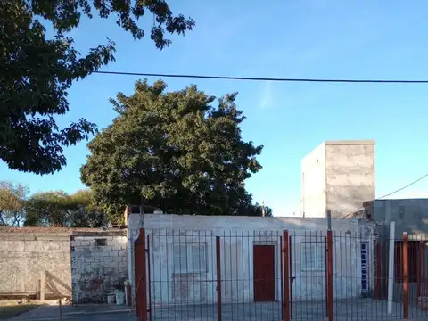 PROPIEDAD EN VENTA - BARRIO AEROPUERTO