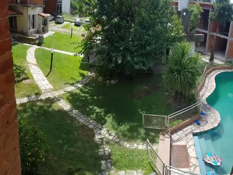 Depto Tipo Casa en Alquiler de 2 dormitorios