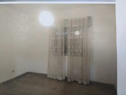 Casa en Alquiler al Este