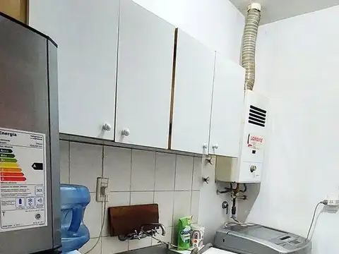 Casa 7 ambientes con 2 baños