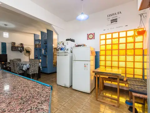 Casa 4 ambientes con 1 baño