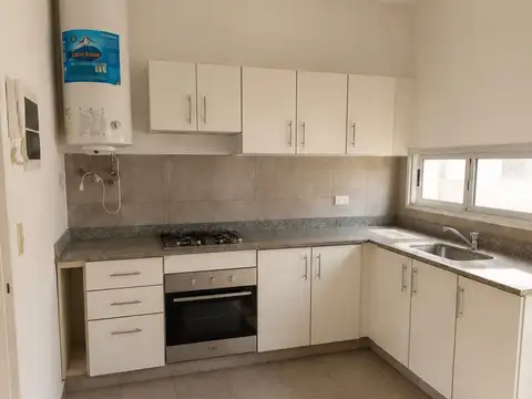 Alquiler Ddpto 5 Ambientes Balcon Pileta Sum Moron