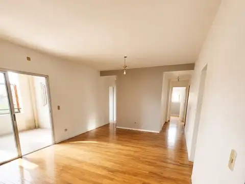 Departamento en Alquiler en Moron, $ 875.000