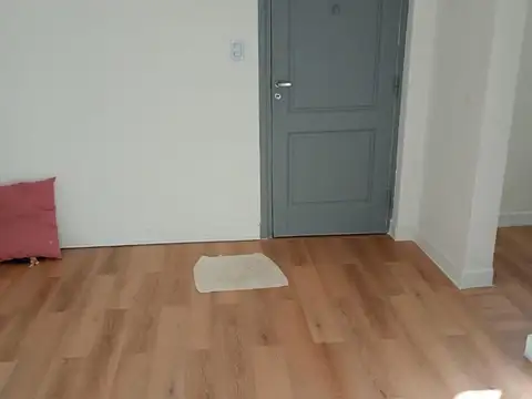 Caseros 323 , Piso PB