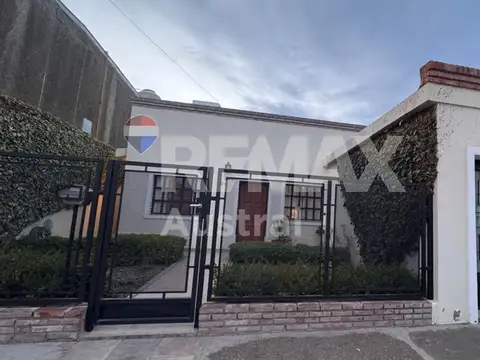 CASA 4 DORMITORIOS BARRIO PUEYRREDÓN