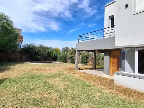 Casa en Alquiler de 2 dormitorios