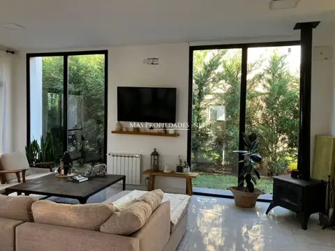 Casa en Alquiler en Cruz del Sur, USD 1.500