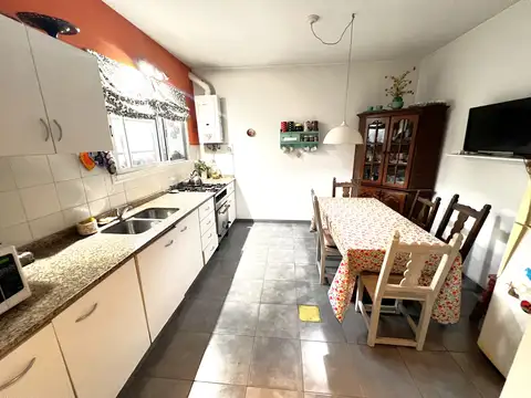 Depto Tipo Casa en Venta 40 años