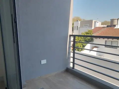 Departamento en Alquiler en Floresta Norte, $ 800.000