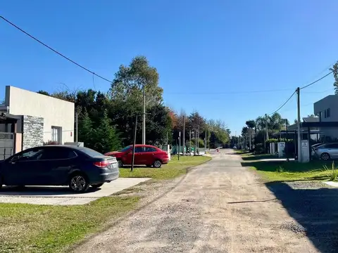 Terreno en Venta en Lisandro Olmos Etcheverry, USD 45.000