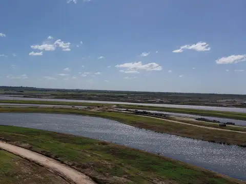 Terreno en  PUERTOS DEL LAGO 