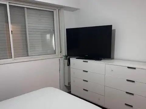 ALQUILER 3 AMBIENTES AMOBLADO CON BALCÓN EN VICENTE LÓPEZ