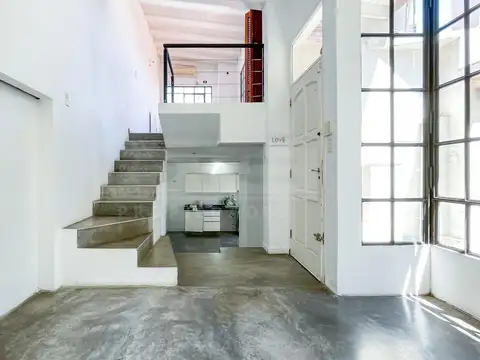 12 de Octubre  86, entre Agudo y Zufriategui