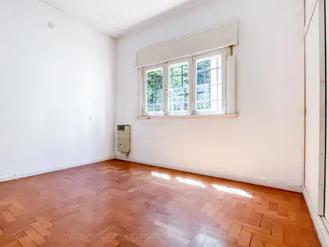 Depto Tipo Casa en Venta en Vicente Lopez, USD 145.000