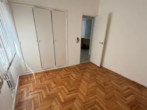 La Rioja 2300, Piso 3