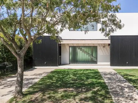 Casa en alquiler en San Alfonso, Pilar del Este