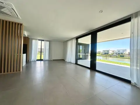 Casa en Venta de 5 dormitorios