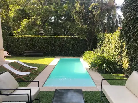 VENTA Exclusiva Casa de Categoría en Adrogué