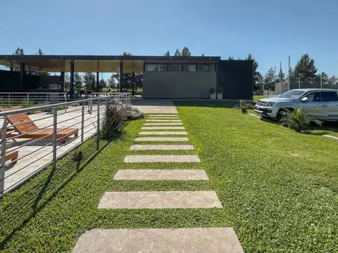Lote Piñero Calle Las Calandrias U203