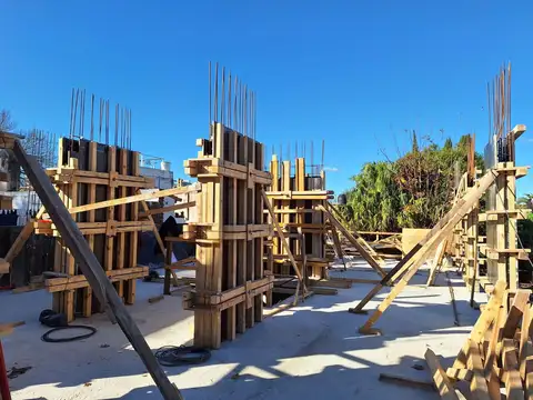 Departamentos Loft en barrio Hospitales. Unidad con patio exclusivo