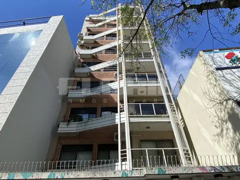 Departamento 3 ambientes con cochera en La Lucila