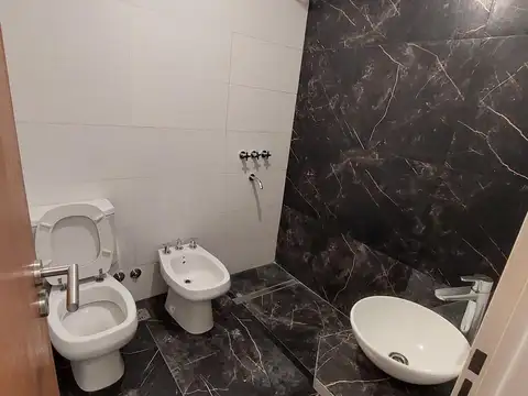 Depto Tipo Casa en Venta con 1 cocheras