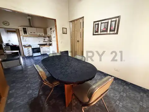 VENTA | PH AMPLIO CON PATIO ,CASEROS VENTA | UNIDAD FUNCIONAL 2 | CASEROS