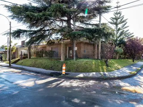 Casa en Venta al Oeste