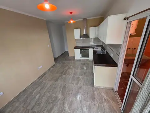 VENTA 2 CASAS 3 AMBIENTES CADA UNA LLAVALLOL