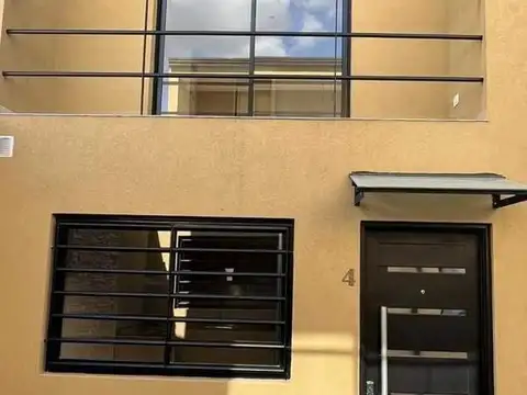 Depto Tipo Casa en Venta de 1 dormitorio