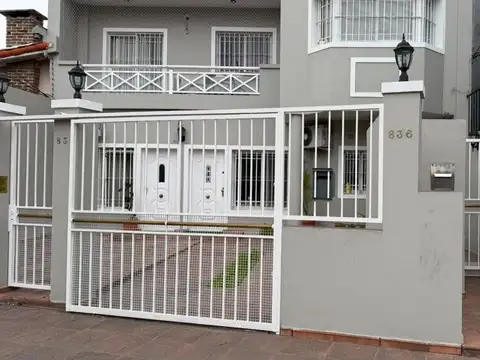 Presidente Perón 832 , Piso 2