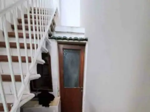 Depto Tipo Casa 6 ambientes con 3 baños