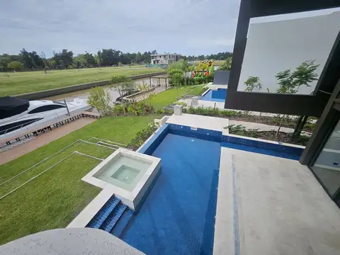 Casa de Diseño vanguardista en El Yacht Nordelta