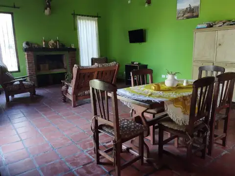 CASAQUINTA VENTA AMPLIO LOTE CENTRO GUERNICA