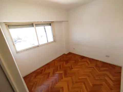 Departamento en Alquiler en Almagro Sur, $ 700.000