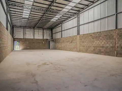 Galpon en Alquiler en Villa Rosa, USD 1.600