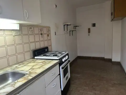 VENTA 2 AMB. C/RENTA IDEAL INVERSION- FLORESTA